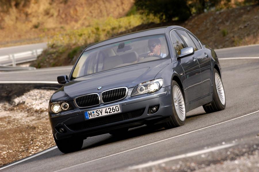  BMW 7-Series 2006 года  (фото 21 из 53)